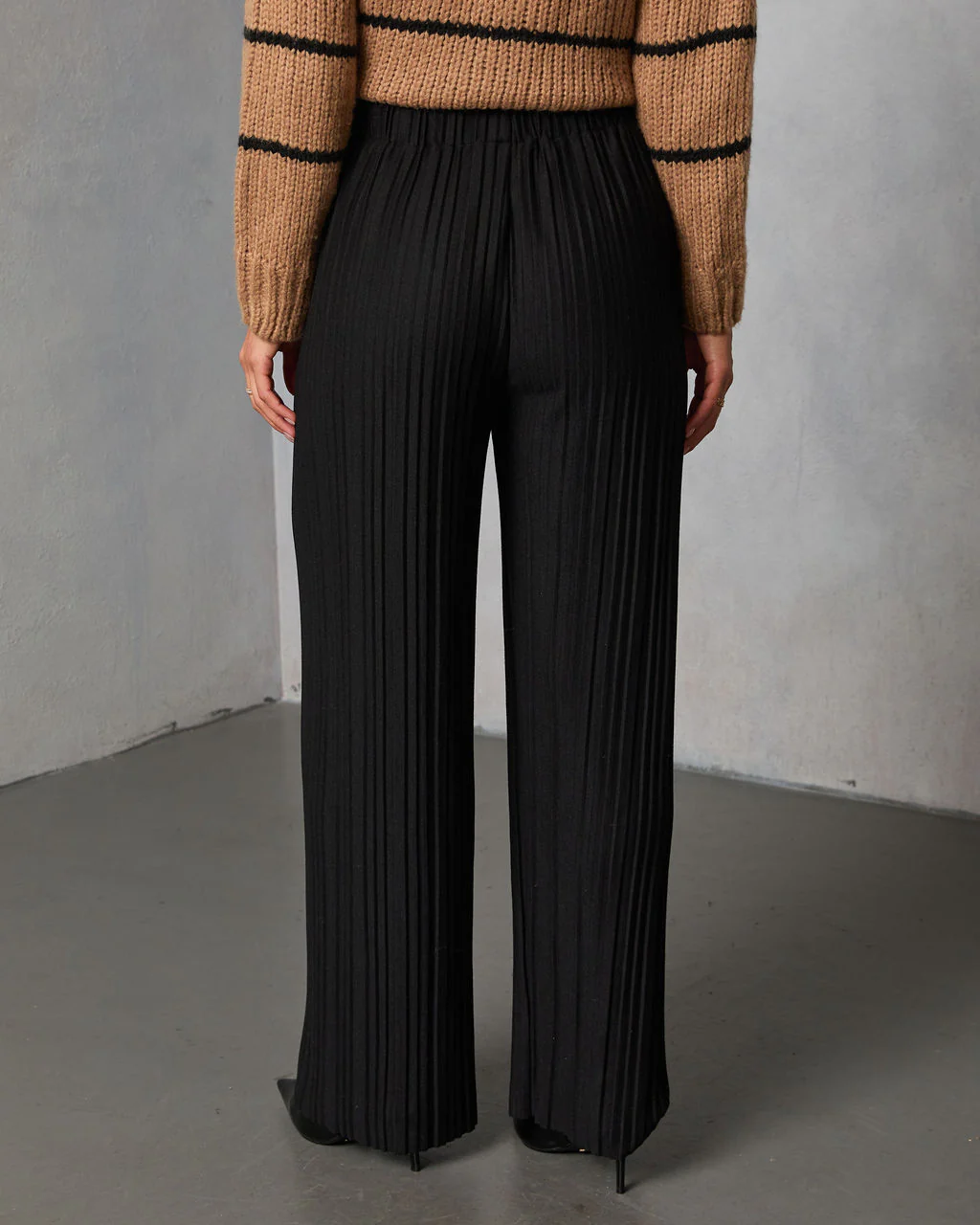 Couch Nap Drawstring Joggers - Image 10