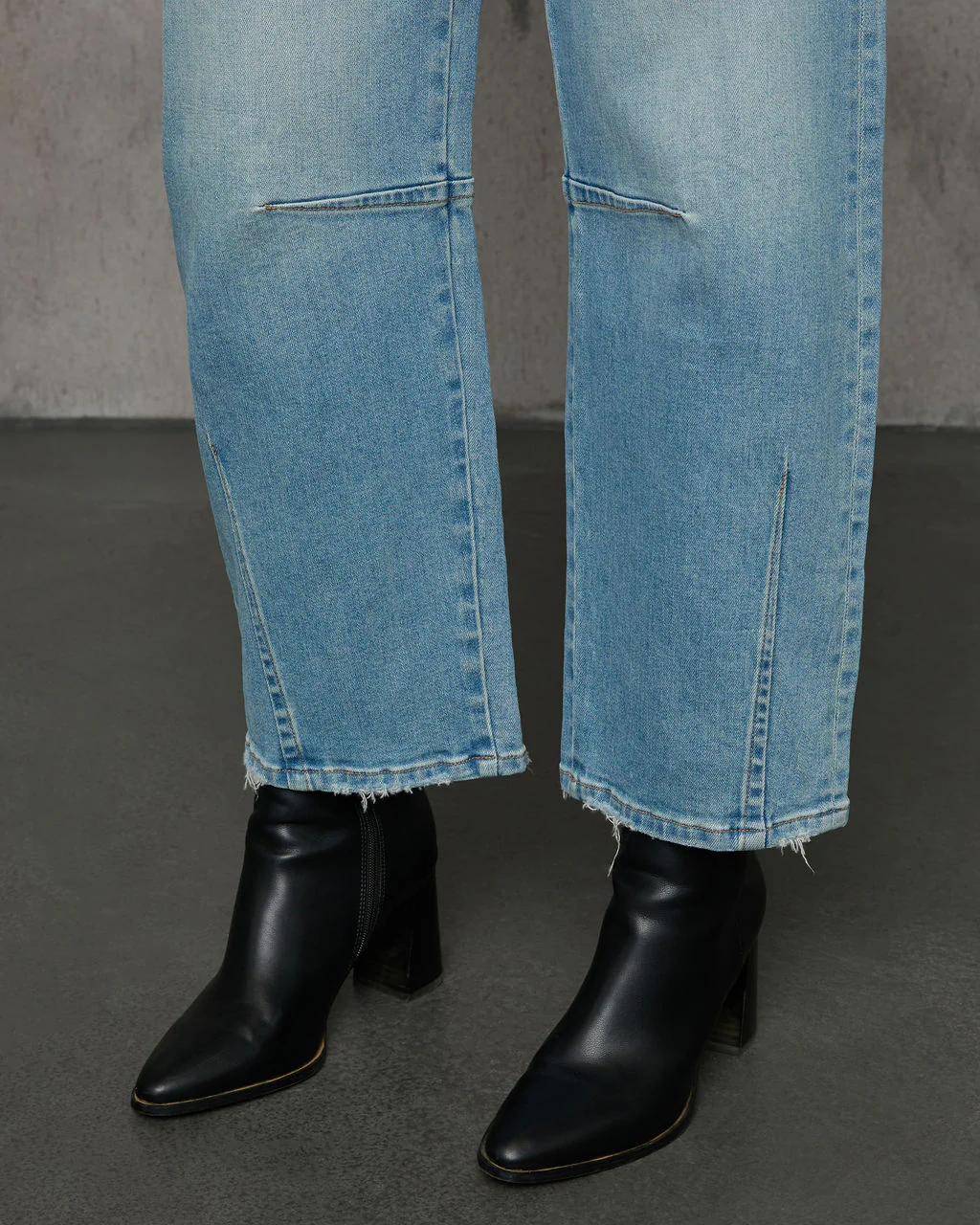 Evangelina Stretch Distressed Barrel Jeans - Image 11