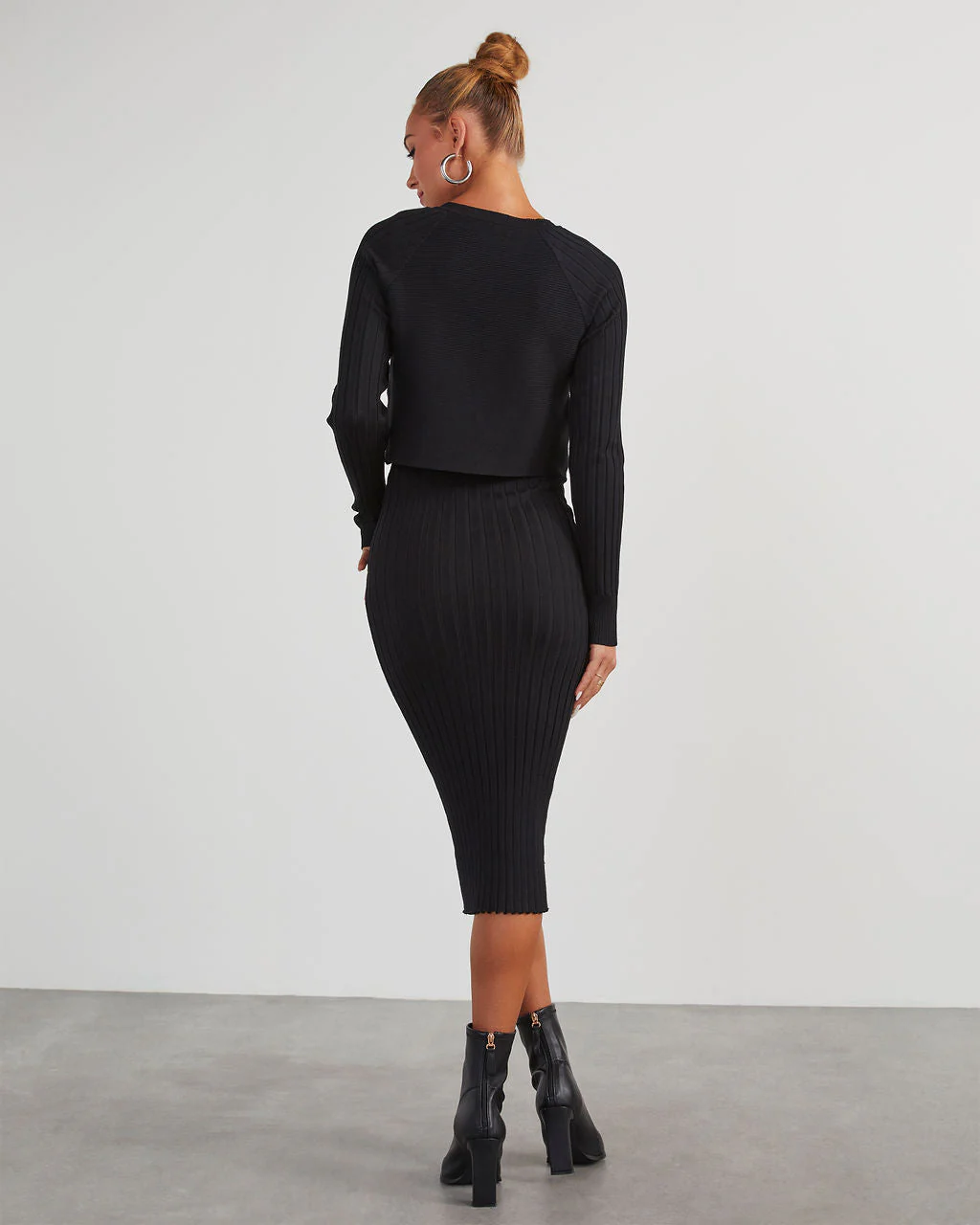 Full Of Surprises Ribbed Knit Midi Dress - Image 5