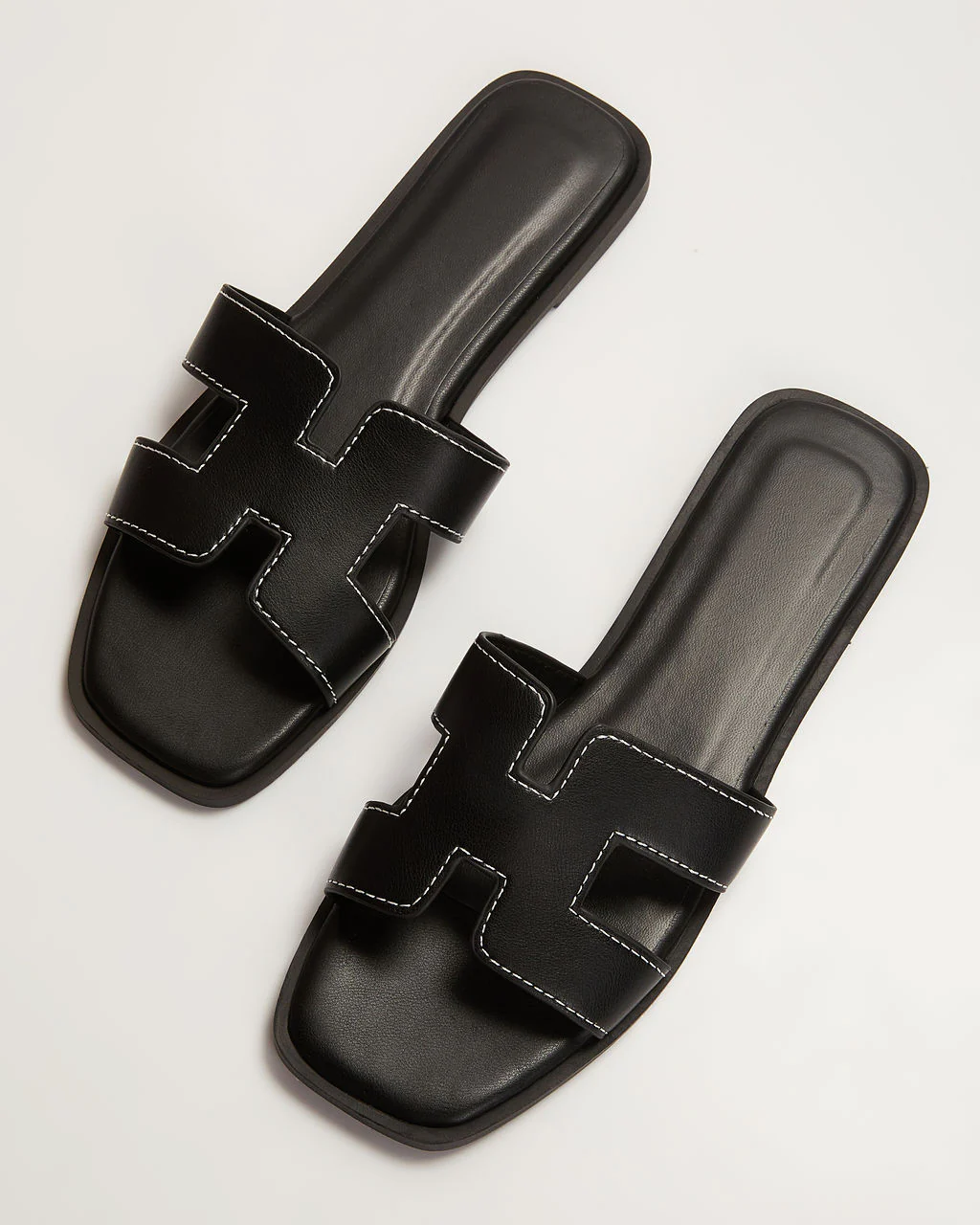 Gordy Flat Sandal - Image 27