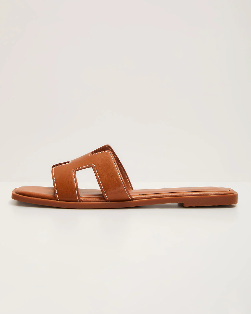 Gordy Flat Sandal - Image 31