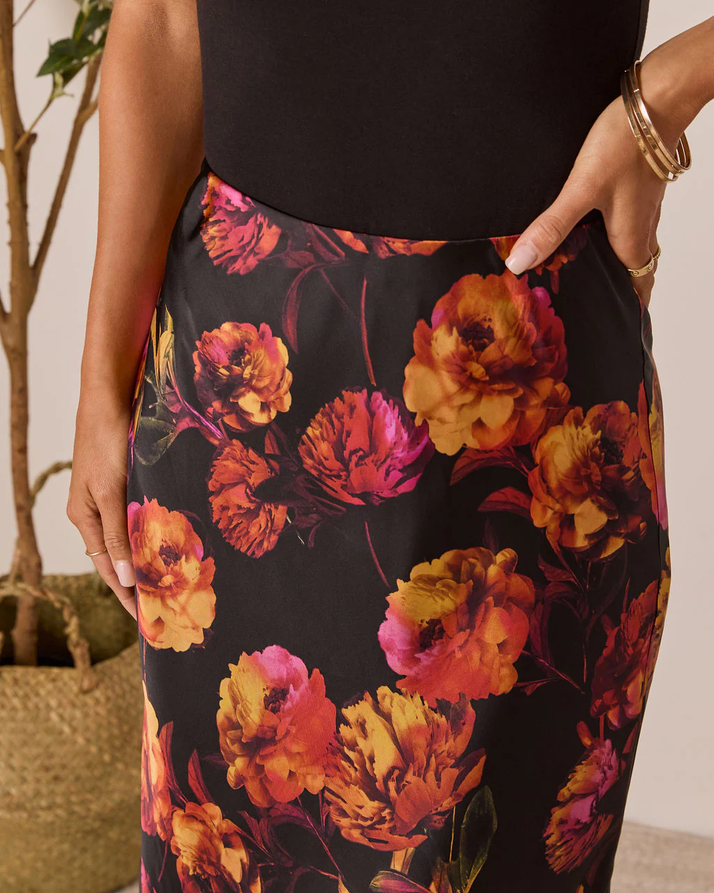 Romia Lace Trim Maxi Skirt - Image 6