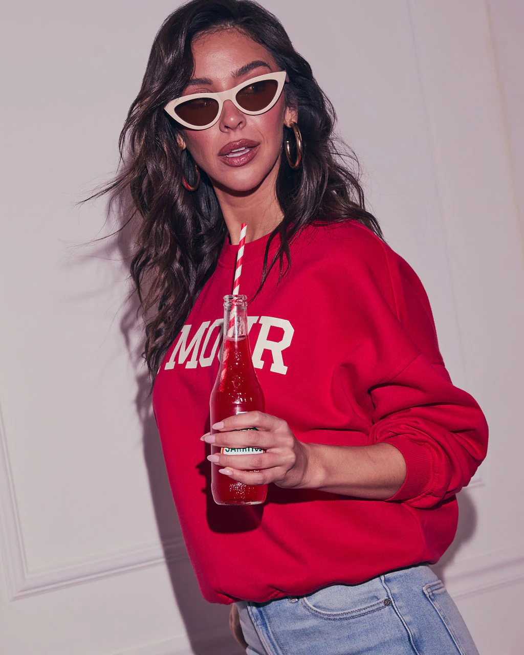 Sweet Amour Graphic Sweatshirt - Image 3