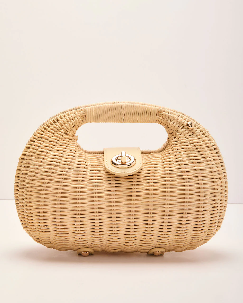 Villa Weekend Woven Straw Crossbody Bag - Image 2